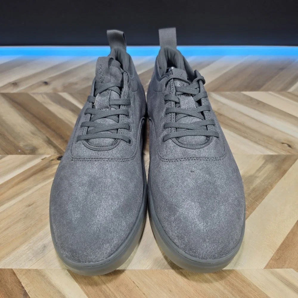 True Linkswear Future Staples FS-01 Golf Shoes Size 11.5 Gray Leather Spikeless